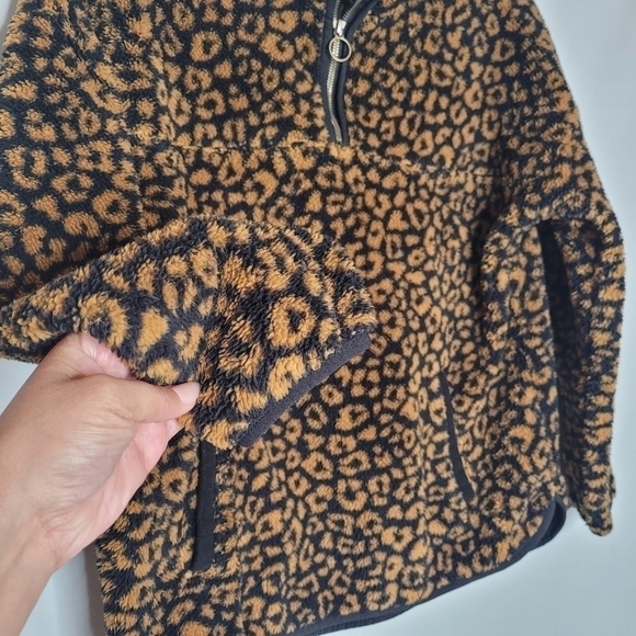 Teddy Leopard Print Zip Pullover Sweater - Picture 9 of 15